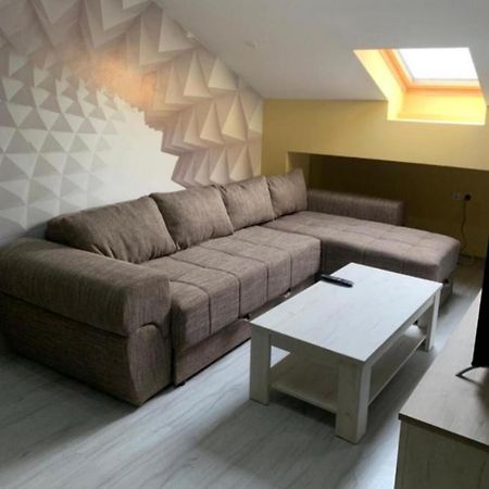 Zara Apartman Krusevac - Centar Apartman Kültér fotó