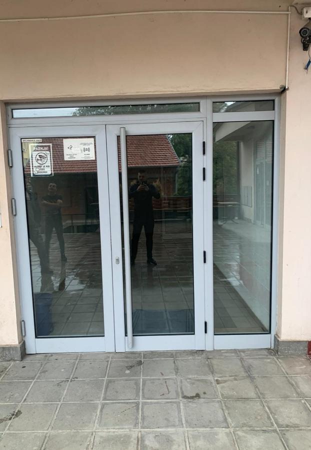 Zara Apartman Krusevac - Centar Apartman Kültér fotó